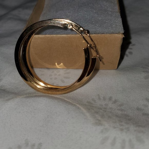 14k solid gold hoops - Picture 3 of 3